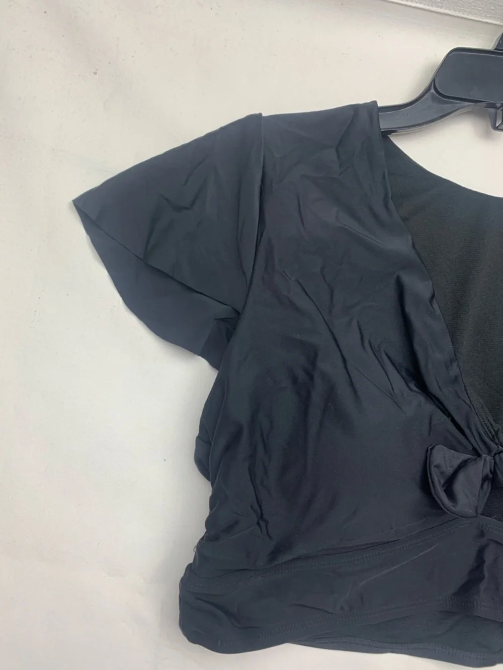 Torrid size 2 swim top bathing suit Tie-Front Black Crop Top women's beach 2x